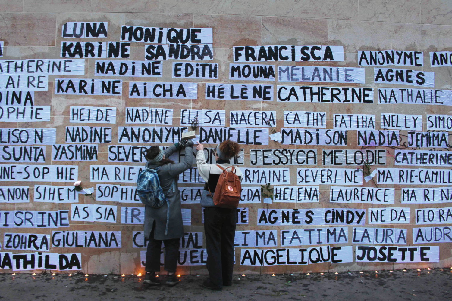 L'histoire du féminisme et sa croissance en un article du mois